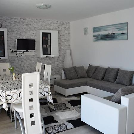 Apartmani Celjak Pag Town Extérieur photo