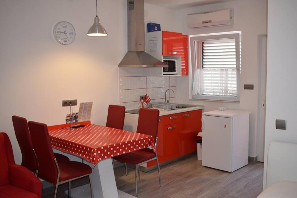 Apartmani Celjak Pag Town Extérieur photo