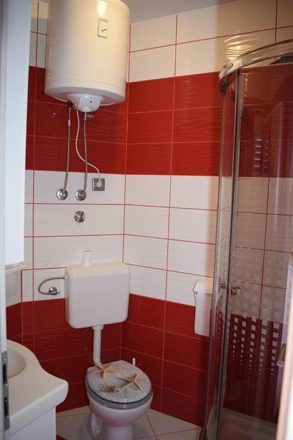 Apartmani Celjak Pag Town Extérieur photo