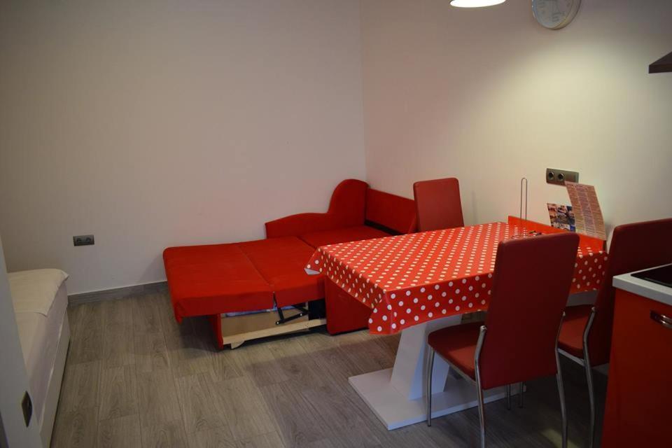 Apartmani Celjak Pag Town Extérieur photo