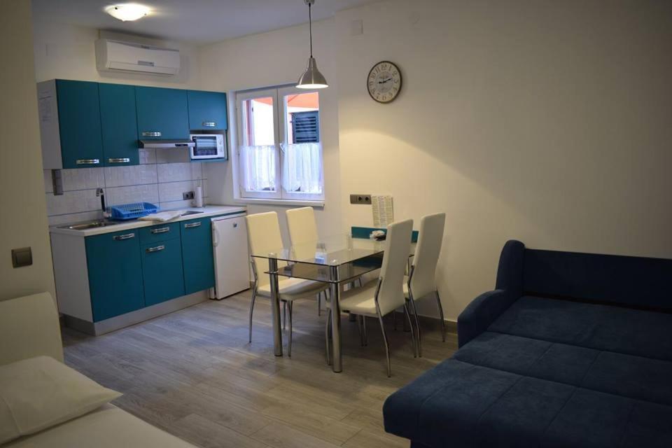 Apartmani Celjak Pag Town Extérieur photo