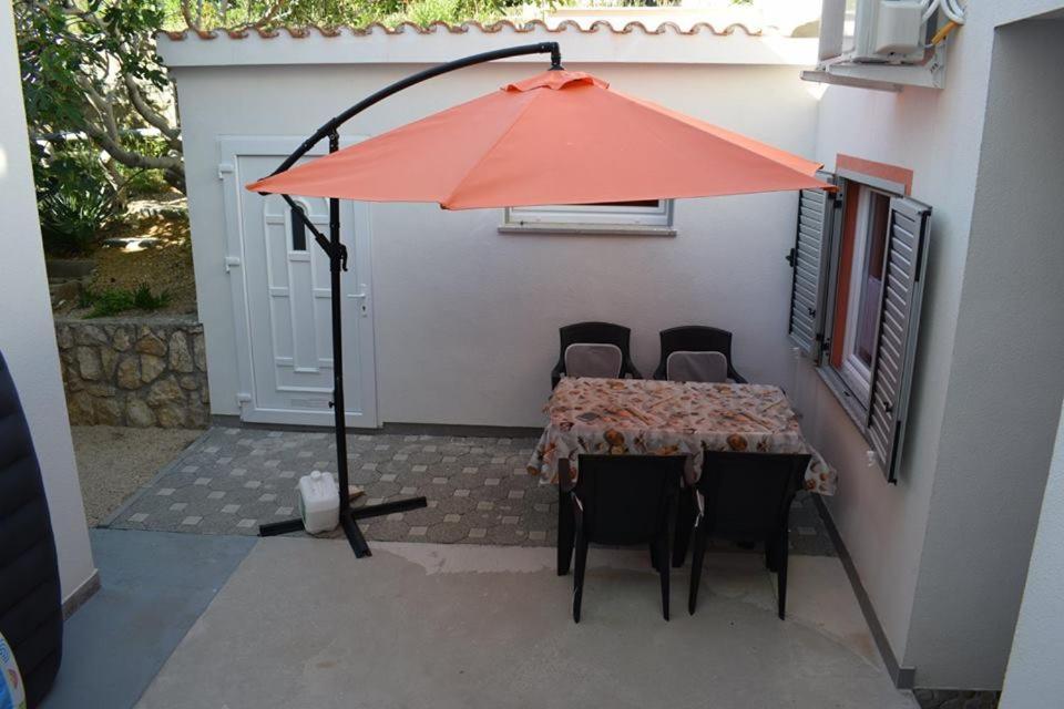 Apartmani Celjak Pag Town Extérieur photo