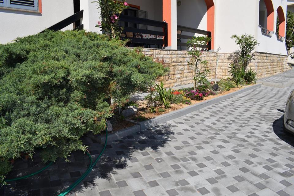 Apartmani Celjak Pag Town Extérieur photo